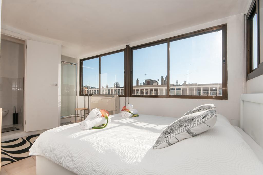 Apartamento The Sky Dome Barcelona Habitación foto